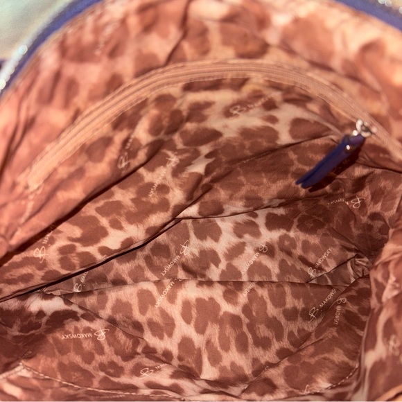 B. MAKOWSKY Purple Full Leather Large Flat Shoulder Hobo Tote Hand Bag Zip - Picture 4 of 11